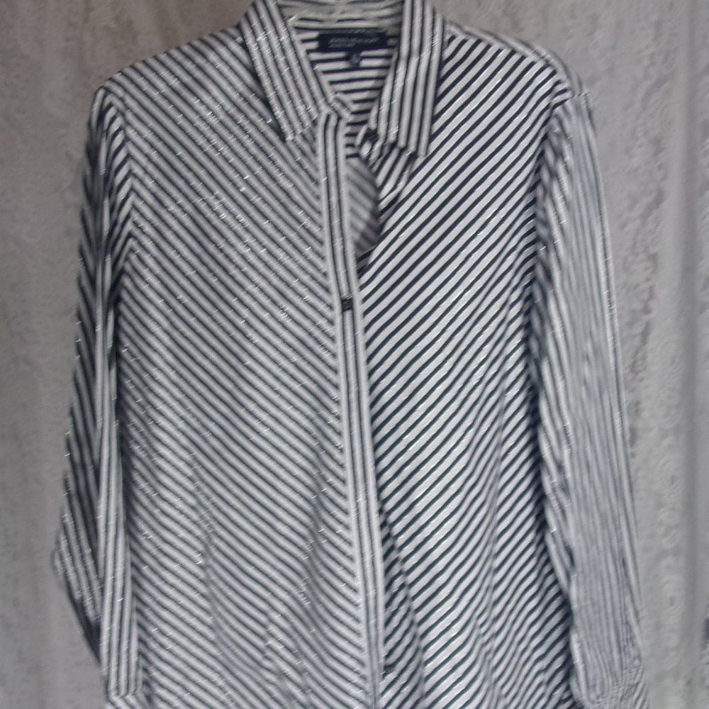 Jones New York  Navy White Striped Top Blouse Silver Thread NWOT Size XL
